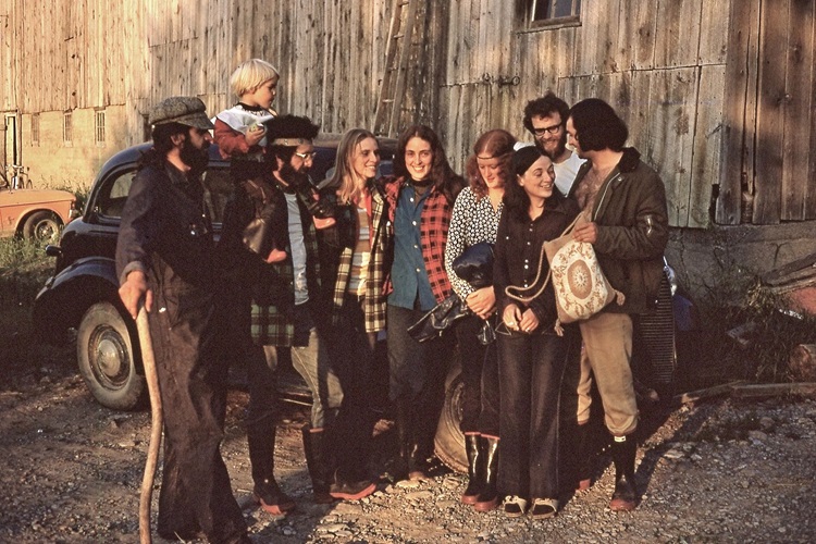 The founders of Topsy Farms in 1972 - David, Dylan, Dick, Joanne, Alice, Marilyn, Randi, Ian and Ross